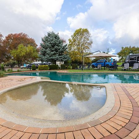 Nrma Bairnsdale Riverside Holiday Park Exterior foto