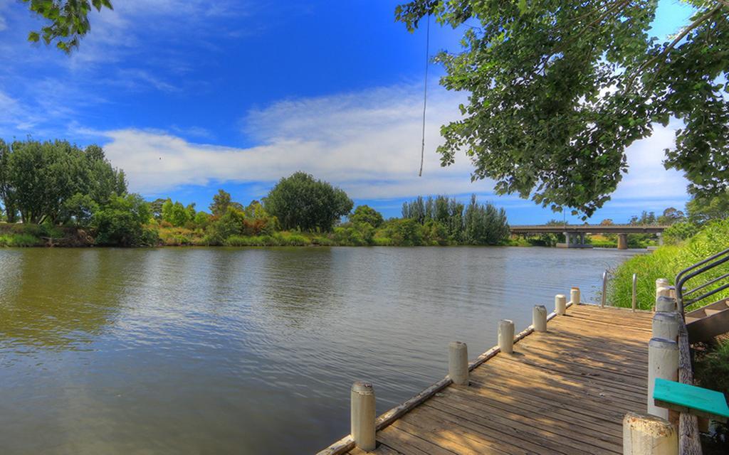 Nrma Bairnsdale Riverside Holiday Park Exterior foto