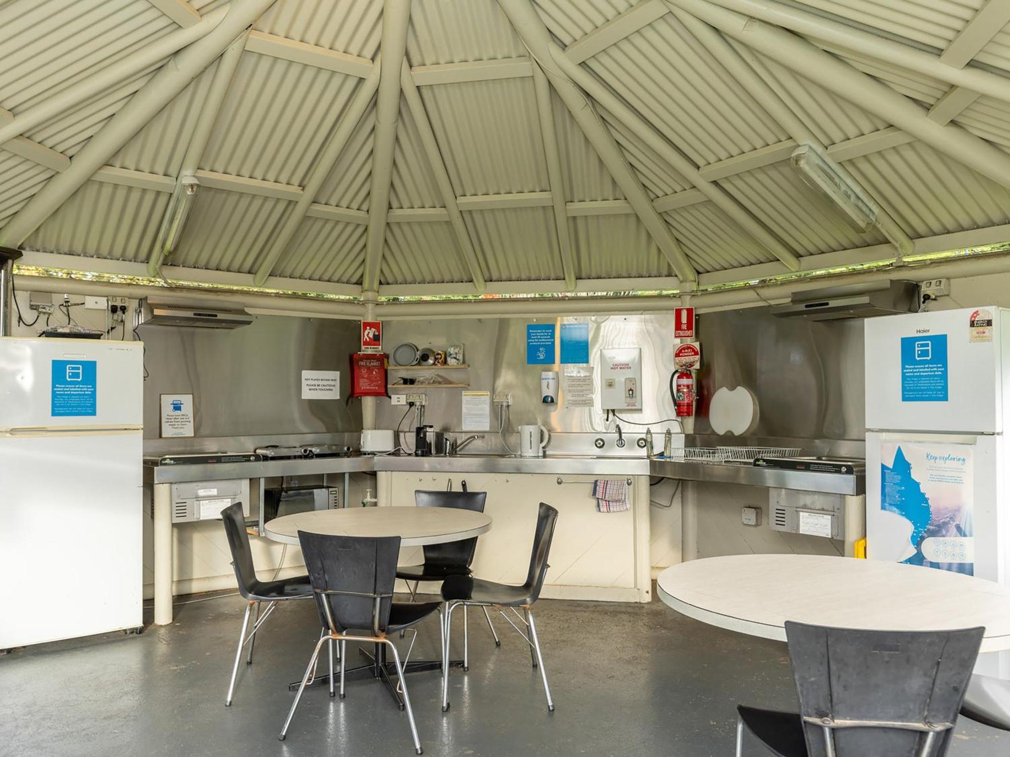 Nrma Bairnsdale Riverside Holiday Park Exterior foto
