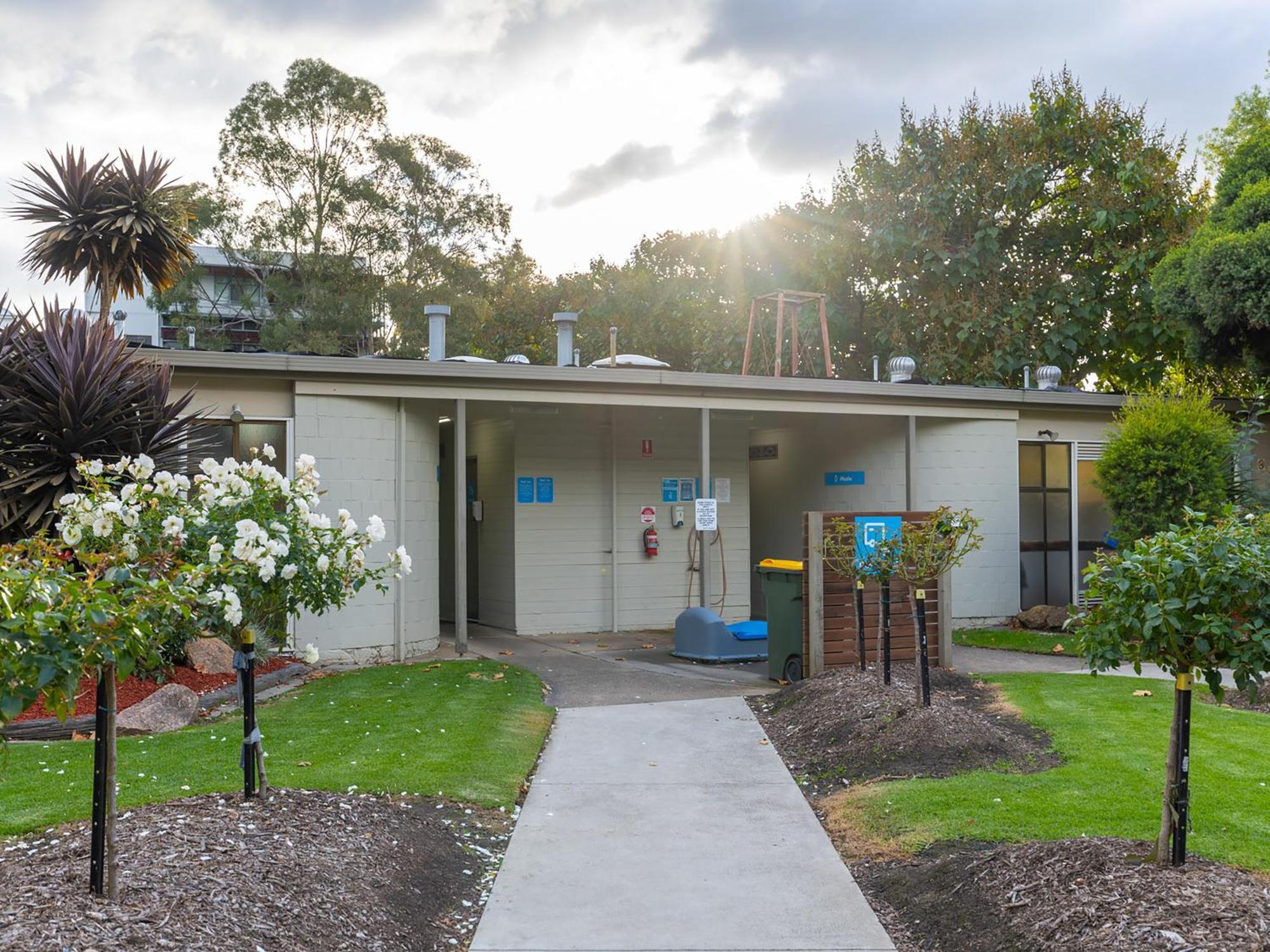 Nrma Bairnsdale Riverside Holiday Park Exterior foto
