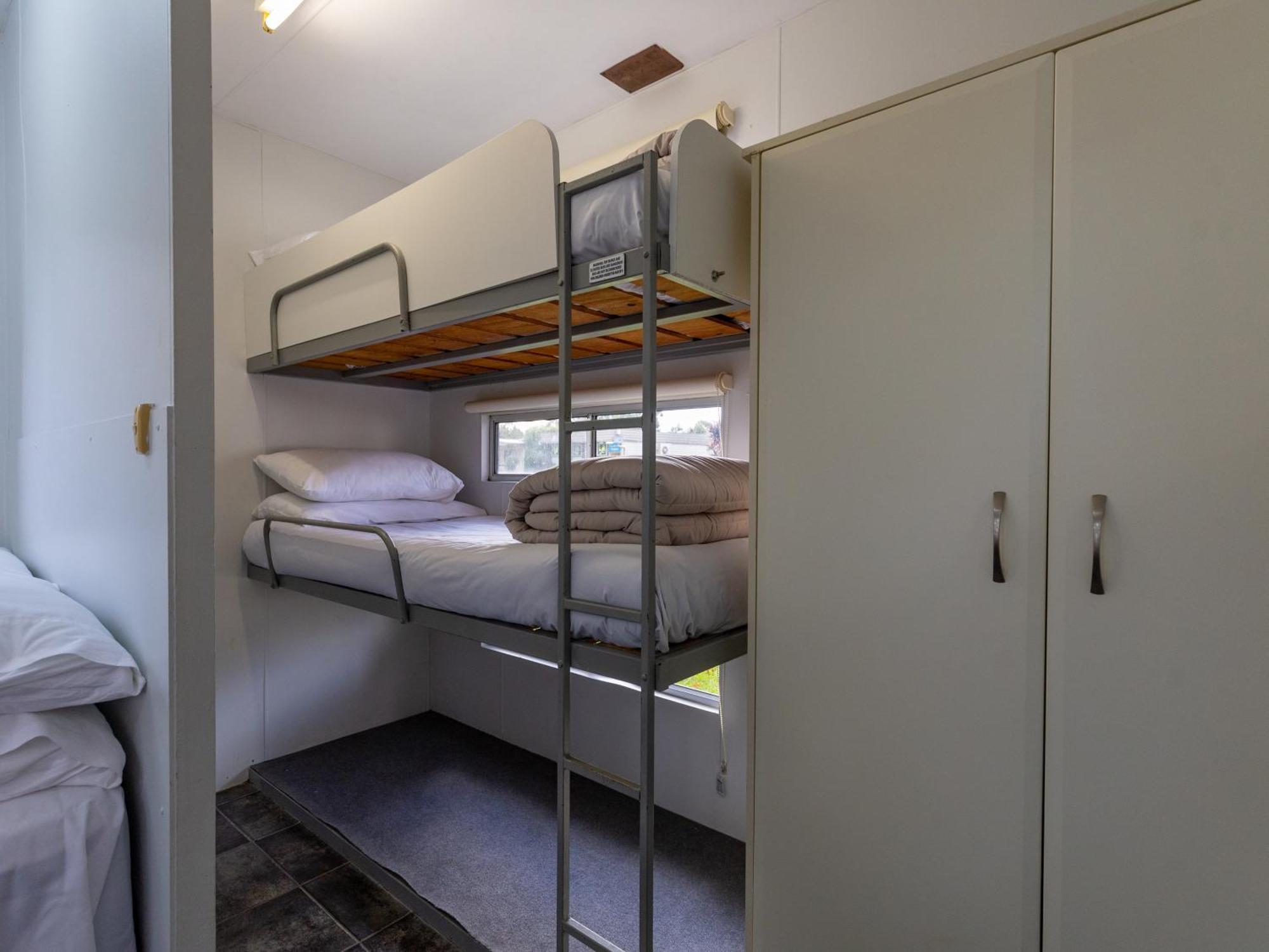 Nrma Bairnsdale Riverside Holiday Park Habitación foto